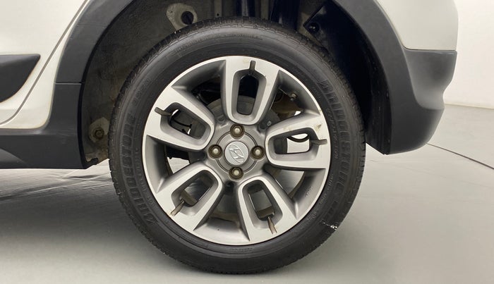 2017 Hyundai i20 Active 1.4 SX, Diesel, Manual, 52,961 km, Left Rear Wheel