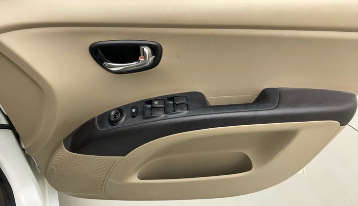 2011 Hyundai i10 MAGNA 1.2, Petrol, Manual, 74,520 km, Driver Side Door Panels Control