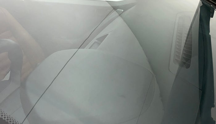 2020 Tata NEXON XM SUNROOF PETROL, Petrol, Manual, 97,577 km, Front windshield - Minor spot on windshield