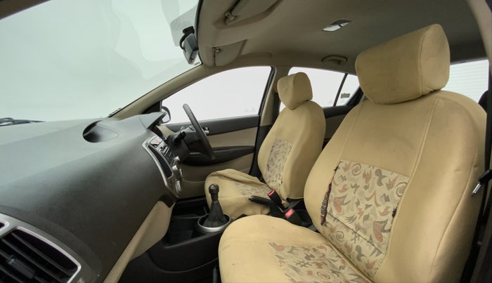2012 Hyundai i20 MAGNA 1.2, Petrol, Manual, 24,965 km, Right Side Front Door Cabin