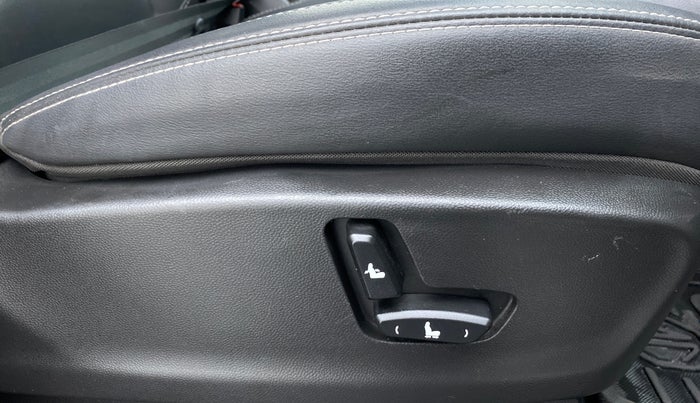 2019 MG HECTOR SHARP 2.0 DIESEL, Diesel, Manual, 10,675 km, Electrically Adjustable Driver's Seat