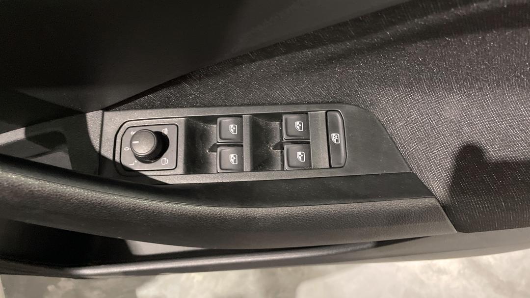2020 SKODA Kamiq 85tsi, Automatic, 28762 km, Drivers Side Door Panel Controls