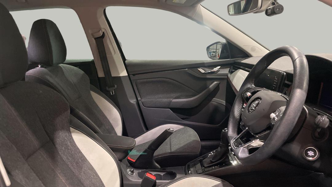 2020 SKODA Kamiq 85tsi, Automatic, 28762 km, Right Side Front Door Cabin View