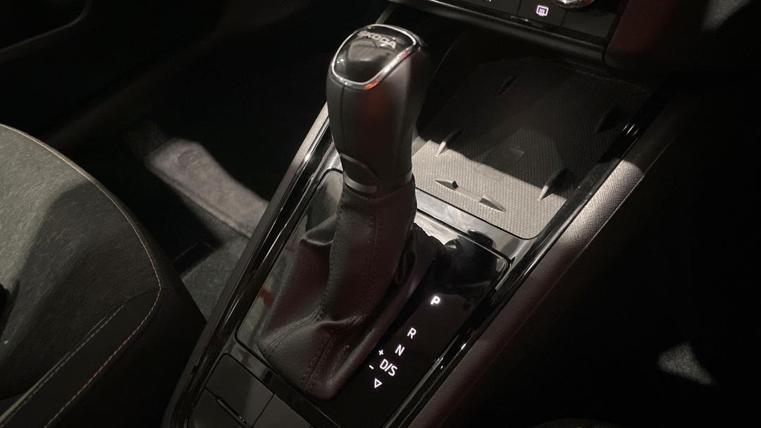 2020 SKODA Kamiq 85tsi, Automatic, 28762 km, Gear Lever 