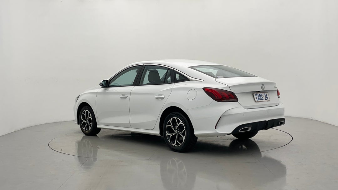 Left Back Diagonal (45- Degree) View