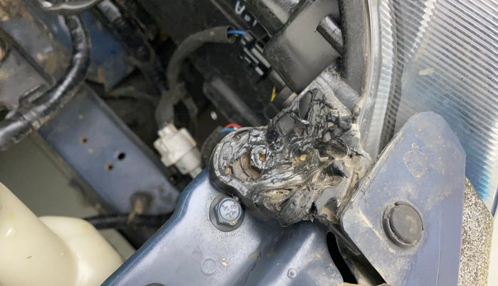 2020 Maruti Baleno DELTA PETROL 1.2, Petrol, Manual, 13,861 km, Left headlight - Clamp has minor damage
