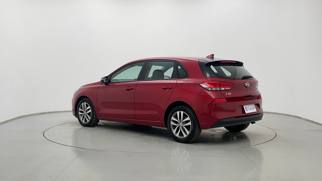 Left Back Diagonal (45- Degree) View