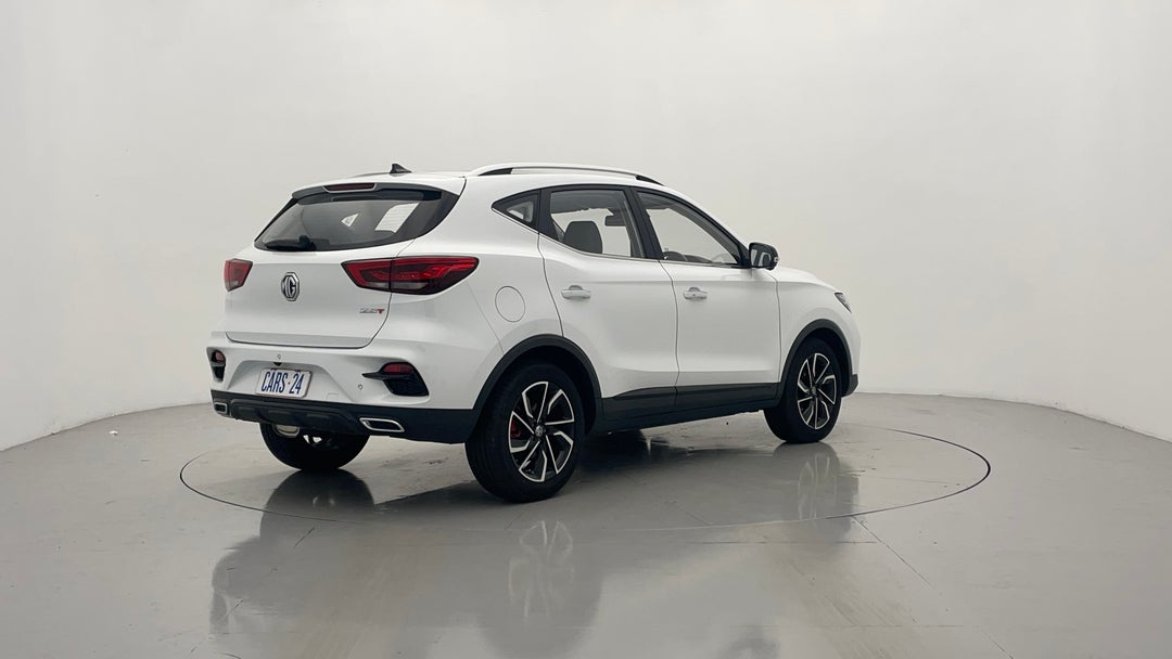 Right Back Diagonal (45- Degree) View