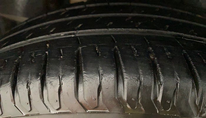 2018 Maruti Dzire ZXI PLUS AMT, Petrol, Automatic, 42,557 km, Right Rear Tyre Tread