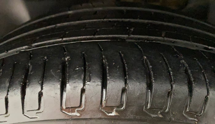 2018 Maruti Dzire ZXI PLUS AMT, Petrol, Automatic, 42,557 km, Left Rear Tyre Tread