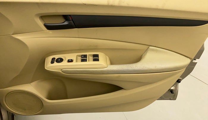 2010 Honda City 1.5L I-VTEC S MT, Petrol, Manual, 75,104 km, Driver Side Door Panels Control