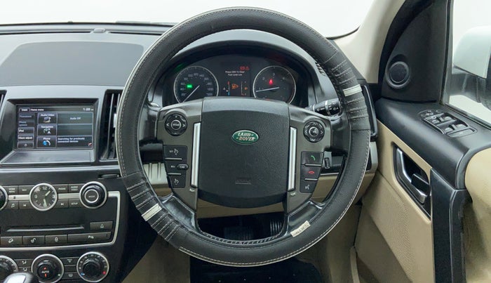 2014 Landrover Freelander 2 TD4 SE, Diesel, Automatic, 1,18,526 km, Steering Wheel Close Up