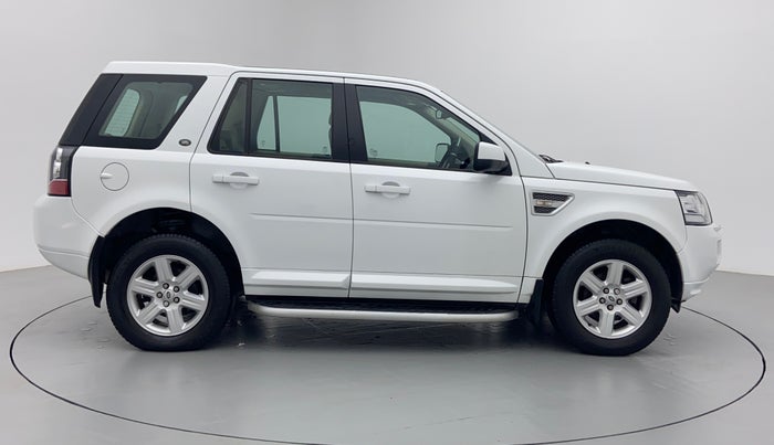 2014 Landrover Freelander 2 TD4 SE, Diesel, Automatic, 1,18,526 km, Right Side View