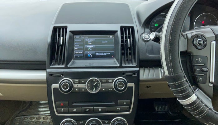 2014 Landrover Freelander 2 TD4 SE, Diesel, Automatic, 1,18,526 km, Air Conditioner