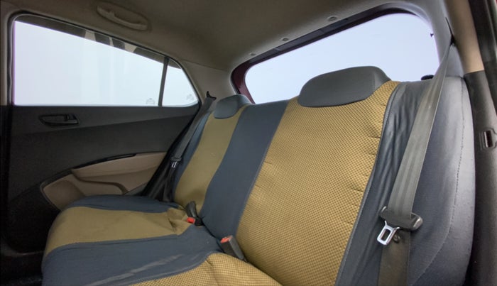 2015 Hyundai Grand i10 MAGNA 1.2 VTVT, Petrol, Manual, 40,426 km, Right Side Rear Door Cabin