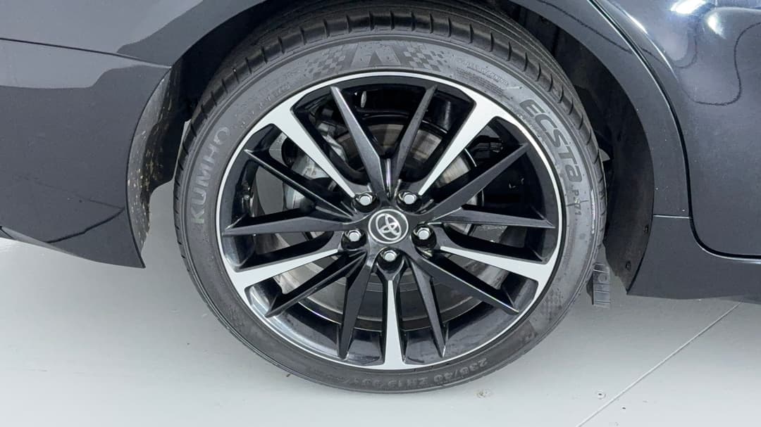 2019 Toyota Camry Sx, Automatic, 86273 km, Right Rear Wheel