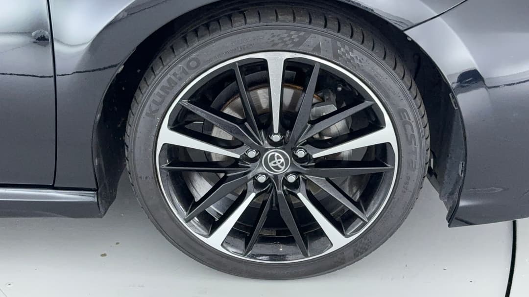 2019 Toyota Camry Sx, Automatic, 86273 km, Right Front Wheel