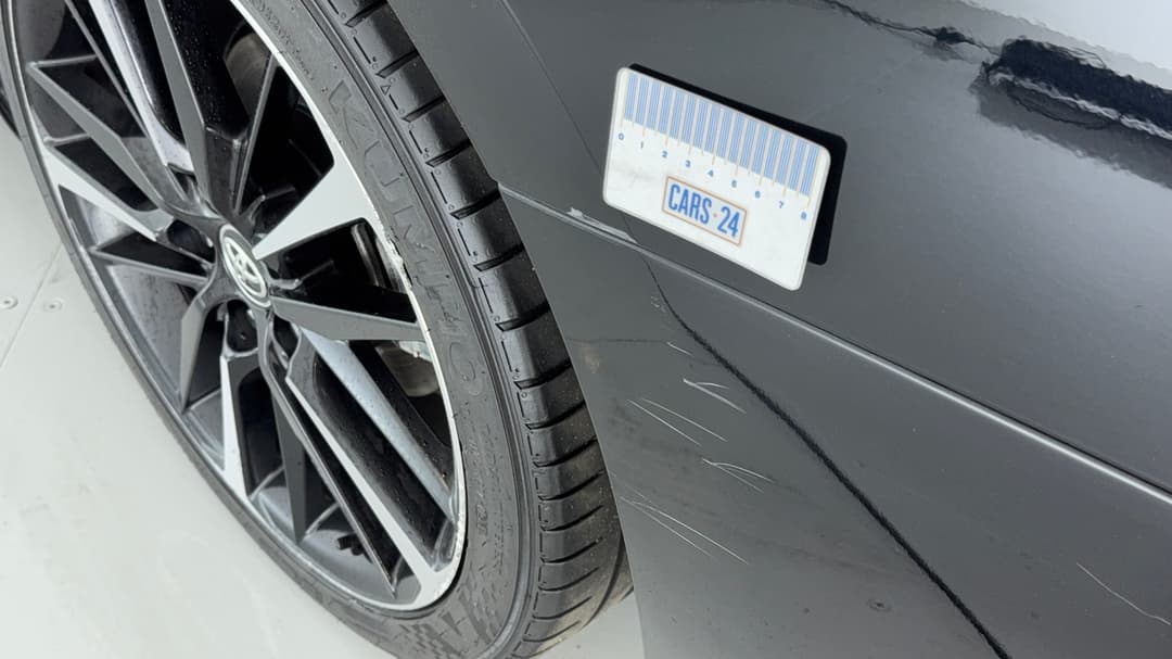 2019 Toyota Camry Sx, Automatic, 86273 km, Bumper Rear Scratch
