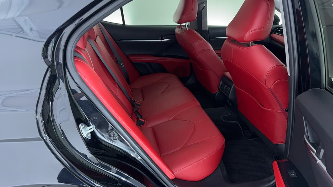 2019 Toyota Camry Sx, Automatic, 86273 km, Right Side Rear Door Cabin View