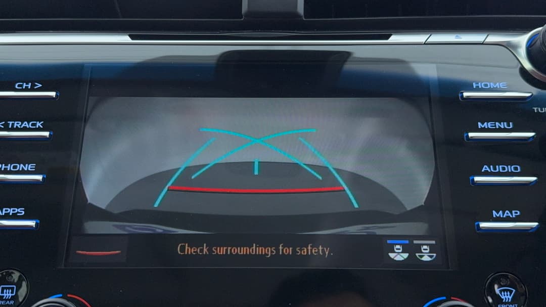 2019 Toyota Camry Sx, Automatic, 86273 km, Parking Camera