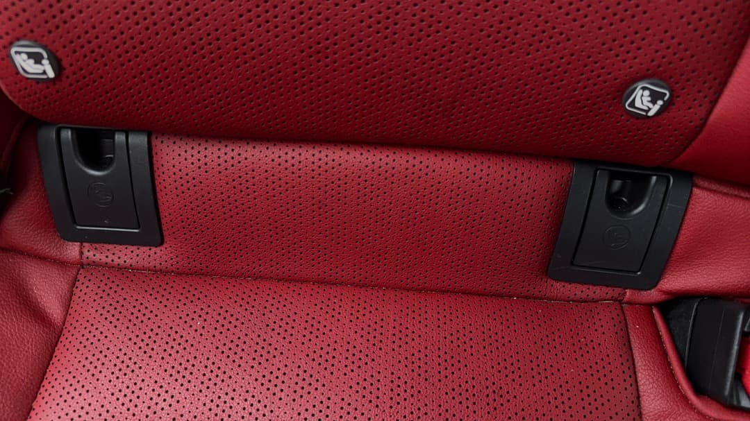 2019 Toyota Camry Sx, Automatic, 86273 km, Child Seat Anchor Points