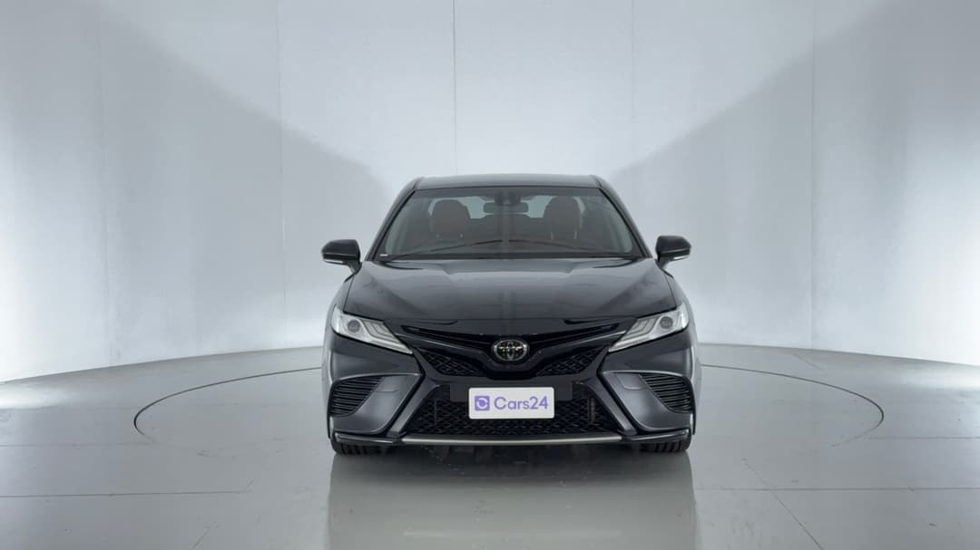 2019 Toyota Camry Sx, Automatic, 86273 km, Front View