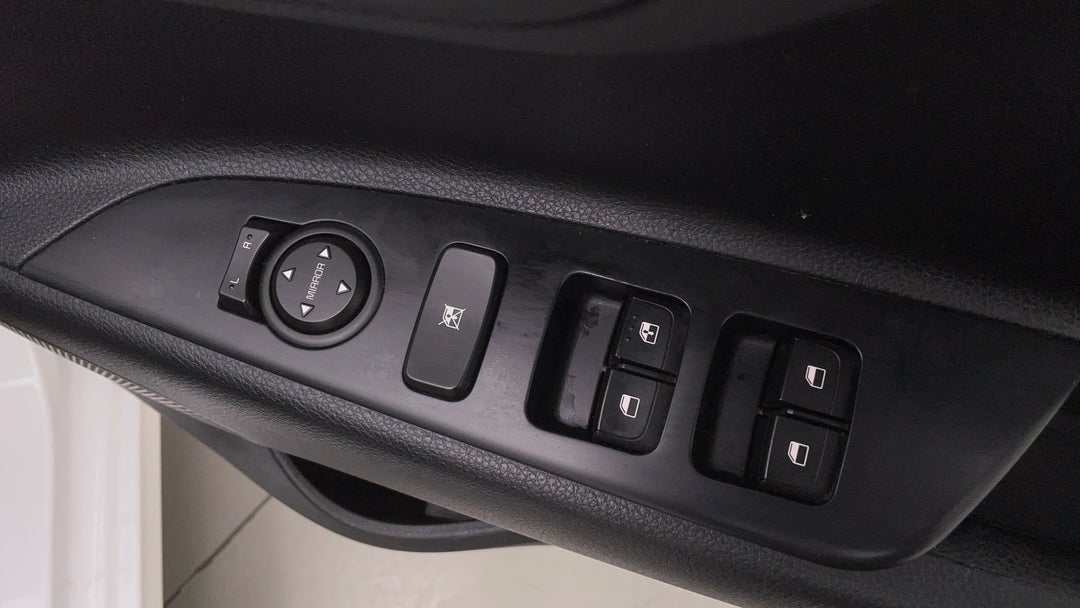 Drivers Side Door Panel Controls