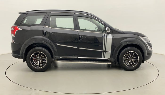 2019 Mahindra XUV500 W7 AT, Diesel, Automatic, 36,821 km, Right Side View