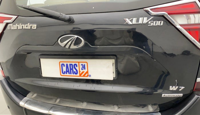 2019 Mahindra XUV500 W7 AT, Diesel, Automatic, 36,821 km, Dicky (Boot door) - Minor scratches