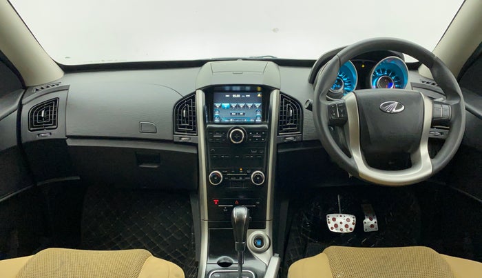 2019 Mahindra XUV500 W7 AT, Diesel, Automatic, 36,821 km, Dashboard