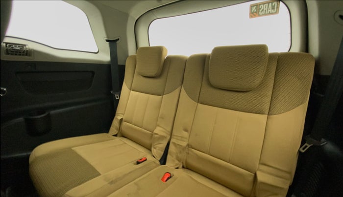 2019 Mahindra XUV500 W7 AT, Diesel, Automatic, 36,821 km, Third Seat Row ( optional )