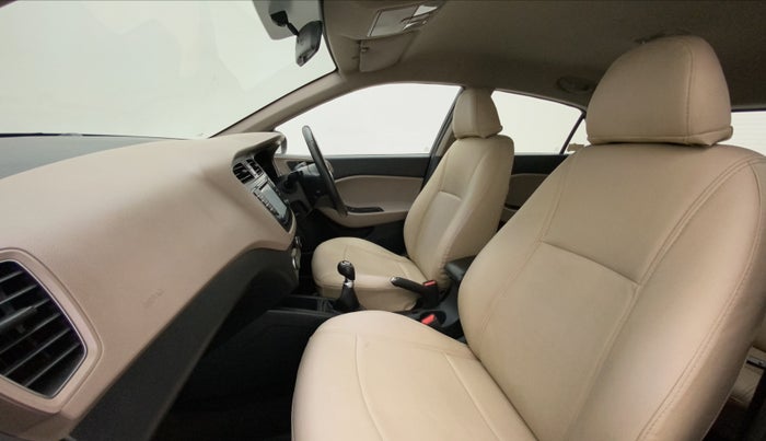 2016 Hyundai Elite i20 ASTA 1.2 (O), Petrol, Manual, 55,254 km, Right Side Front Door Cabin