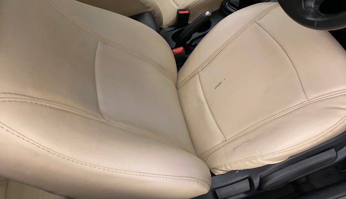 2016 Hyundai Elite i20 ASTA 1.2 (O), Petrol, Manual, 55,254 km, Driver seat - Cover slightly stained