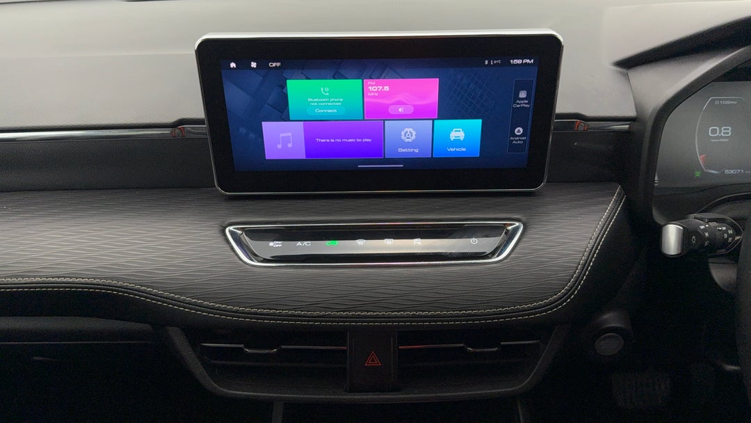 2022 GWM Haval Jolion Lux, Automatic, 53071 km, Center Console