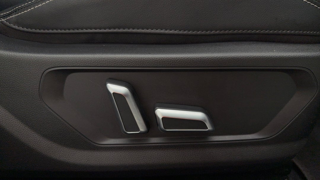 2022 GWM Haval Jolion Lux, Automatic, 53071 km, Drivers Side Adjustment Panel