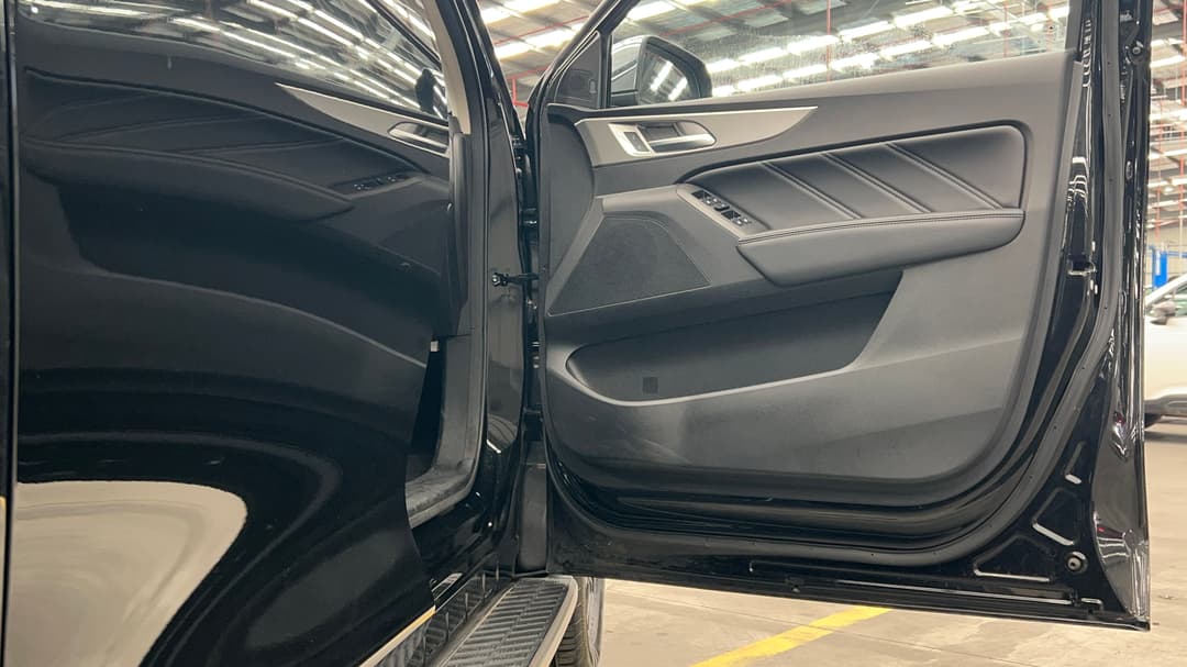 2022 GWM Ute Cannon-l (4x4), Automatic, 23026 km, Speaker View