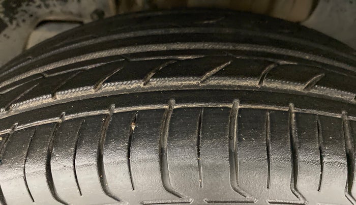 2017 Tata Tiago XZA 1.2 REVOTRON, Petrol, Automatic, 50,738 km, Left Front Tyre Tread
