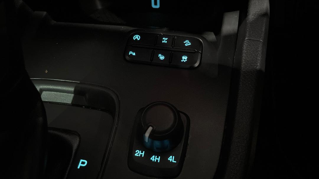 2019 Ford Ranger Xl 2.2 (4x4), Automatic, 88217 km, Utility Switches/Buttons