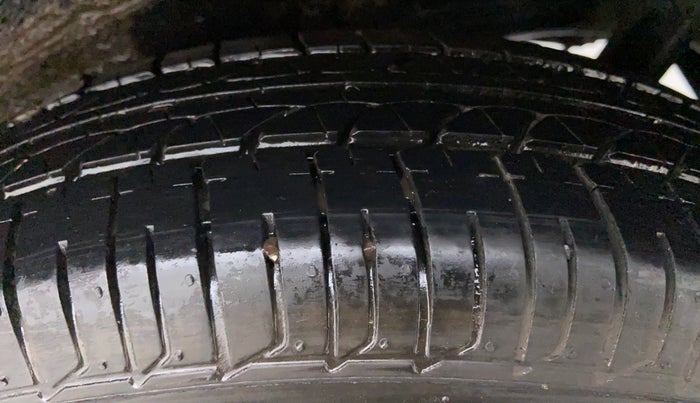 2012 Maruti Wagon R 1.0 LXI CNG, CNG, Manual, 93,692 km, Left Rear Tyre Tread