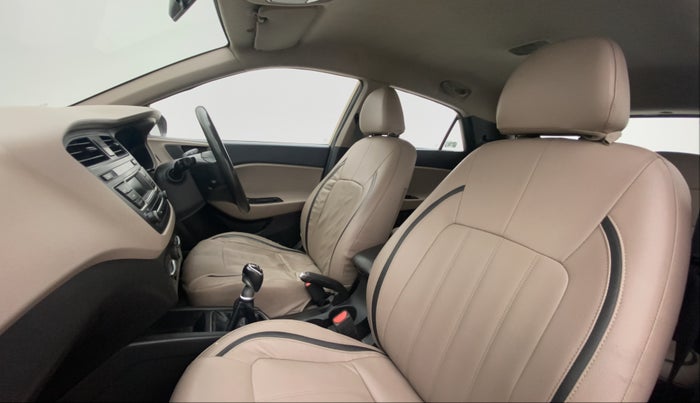 2014 Hyundai Elite i20 MAGNA 1.4 CRDI, Diesel, Manual, 73,394 km, Right Side Front Door Cabin