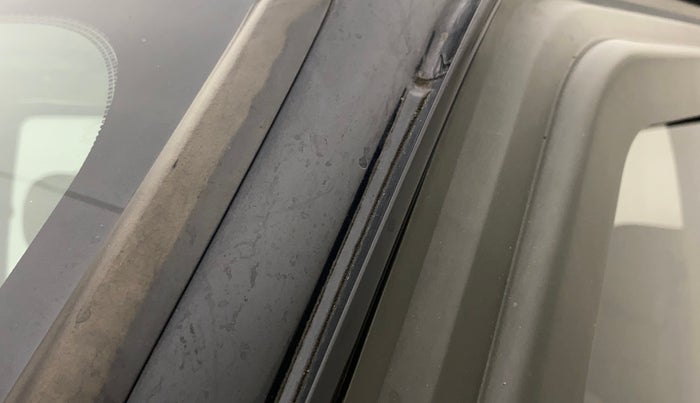 2019 Mahindra Scorpio S5, Diesel, Manual, 68,797 km, Left A pillar - Slight discoloration
