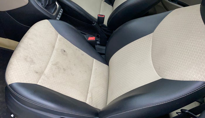 2019 Hyundai NEW SANTRO MAGNA, Petrol, Manual, 36,386 km, Front left seat (passenger seat) - Cover slightly stained