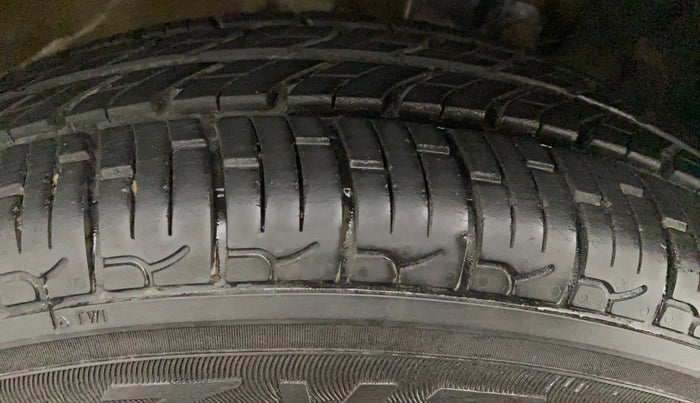 2020 Maruti New Wagon-R LXI CNG 1.0, CNG, Manual, 54,275 km, Right Rear Tyre Tread