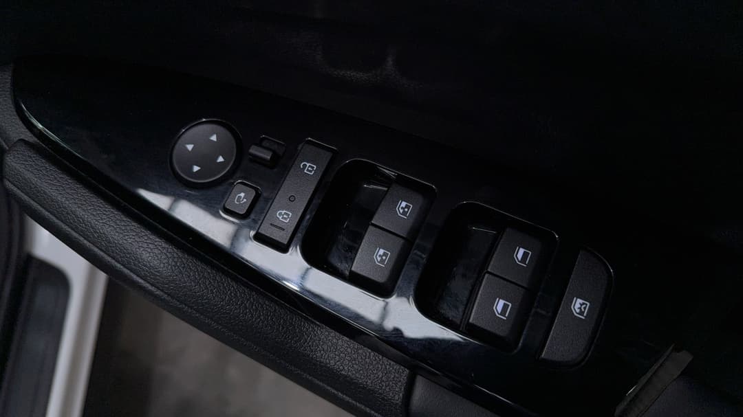 2022 Kia Sportage Sx (FWD), Automatic, 65722 km, Drivers Side Door Panel Controls