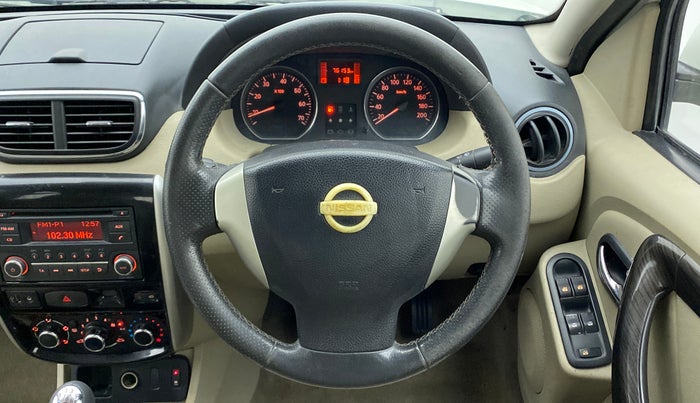 2014 Nissan Terrano XV PREMIUM 110 PS DEISEL, Diesel, Manual, 76,064 km, Steering Wheel Close Up
