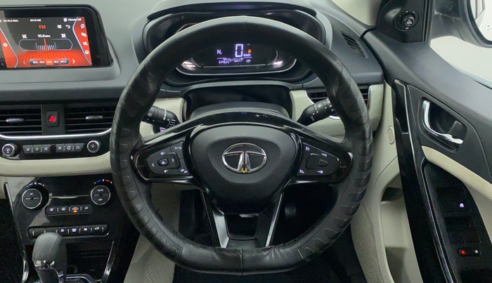 2020 Tata NEXON XZA+ SUNROOF 1.5 RTQ, Diesel, Automatic, 64,461 km, Steering Wheel Close Up