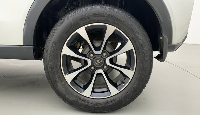 2020 Tata NEXON XZA+ SUNROOF 1.5 RTQ, Diesel, Automatic, 64,461 km, Left Rear Wheel