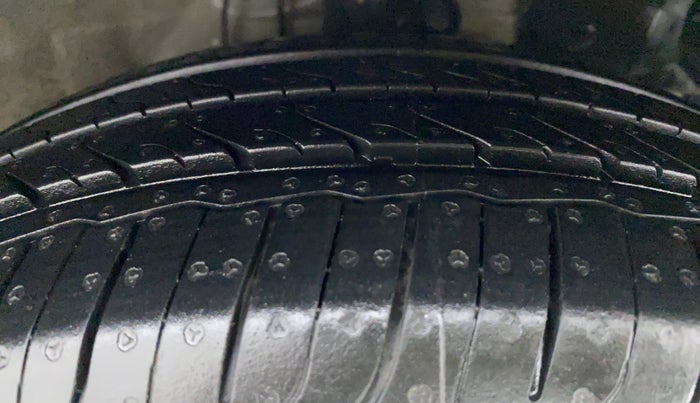 2010 Honda City S MT PETROL, Petrol, Manual, 94,818 km, Right Front Tyre Tread