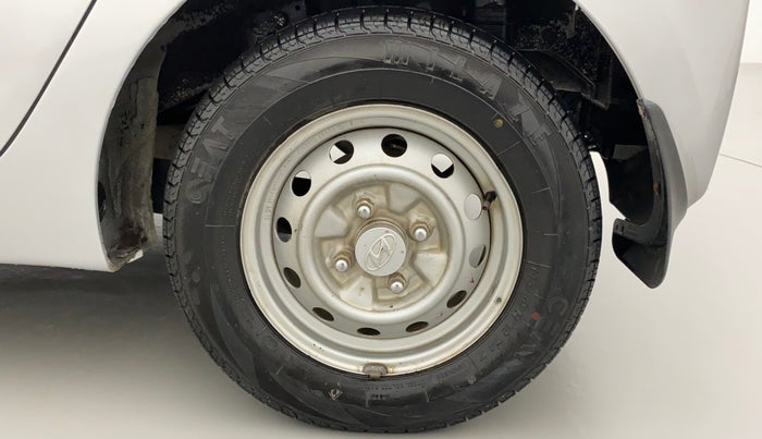 2014 Hyundai Eon D-LITE+, Petrol, Manual, 28,039 km, Left Rear Wheel