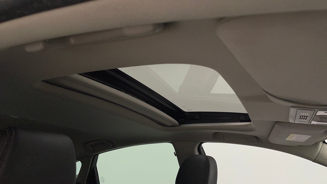 Interior Sunroof/Moonroof